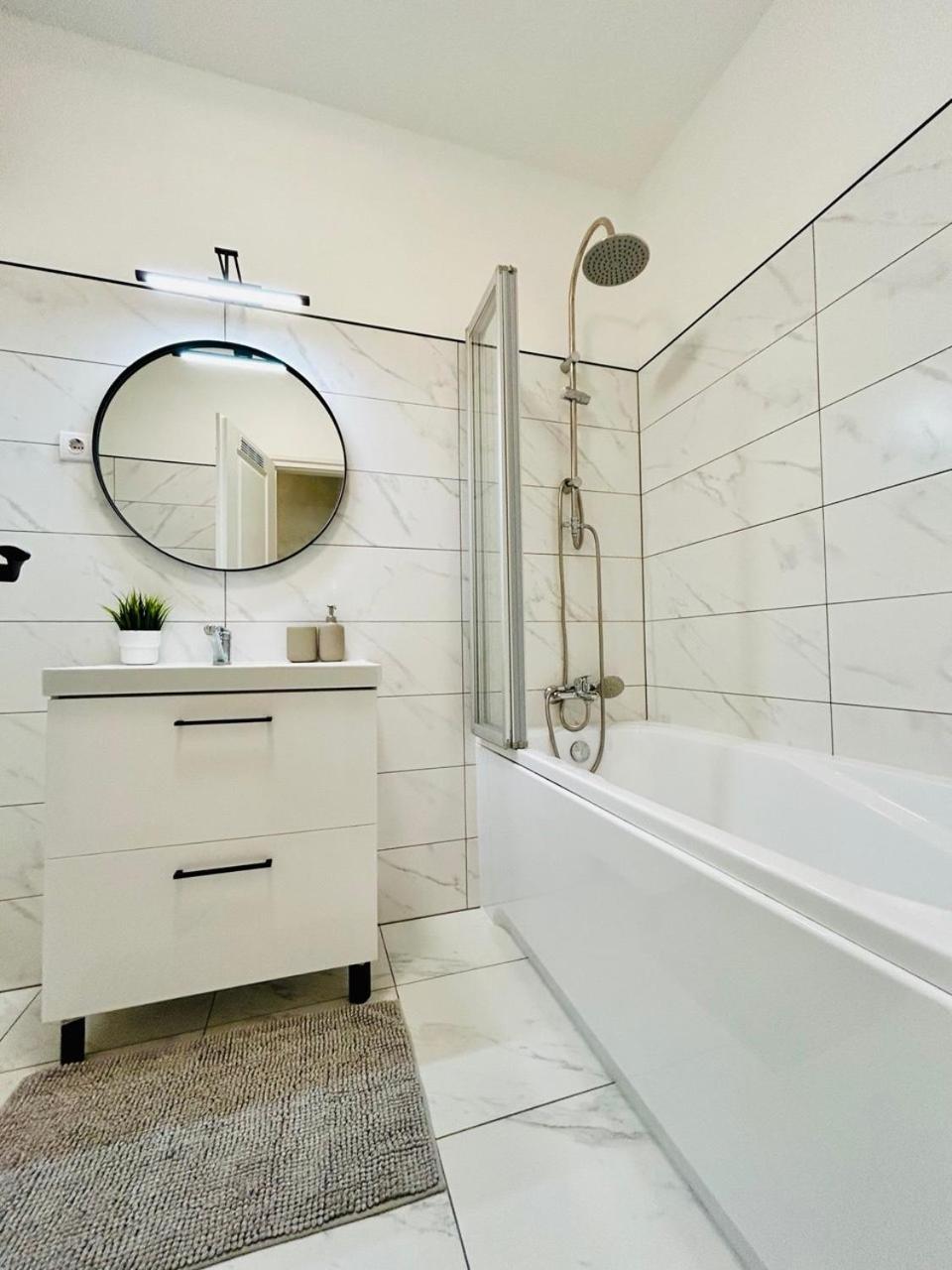 Sunhouse Apartman Hajdúszoboszló Exteriér fotografie